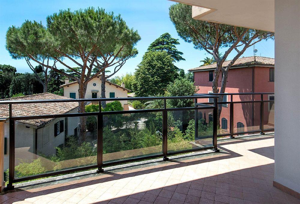 Park Hotel Blanc Et Noir Rome Bagian luar foto