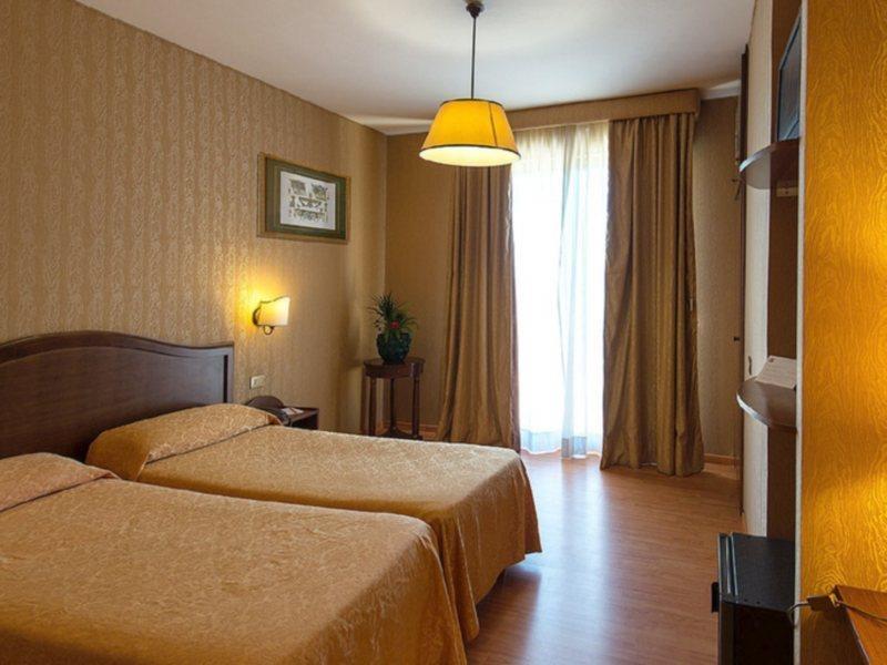 Park Hotel Blanc Et Noir Rome Bagian luar foto