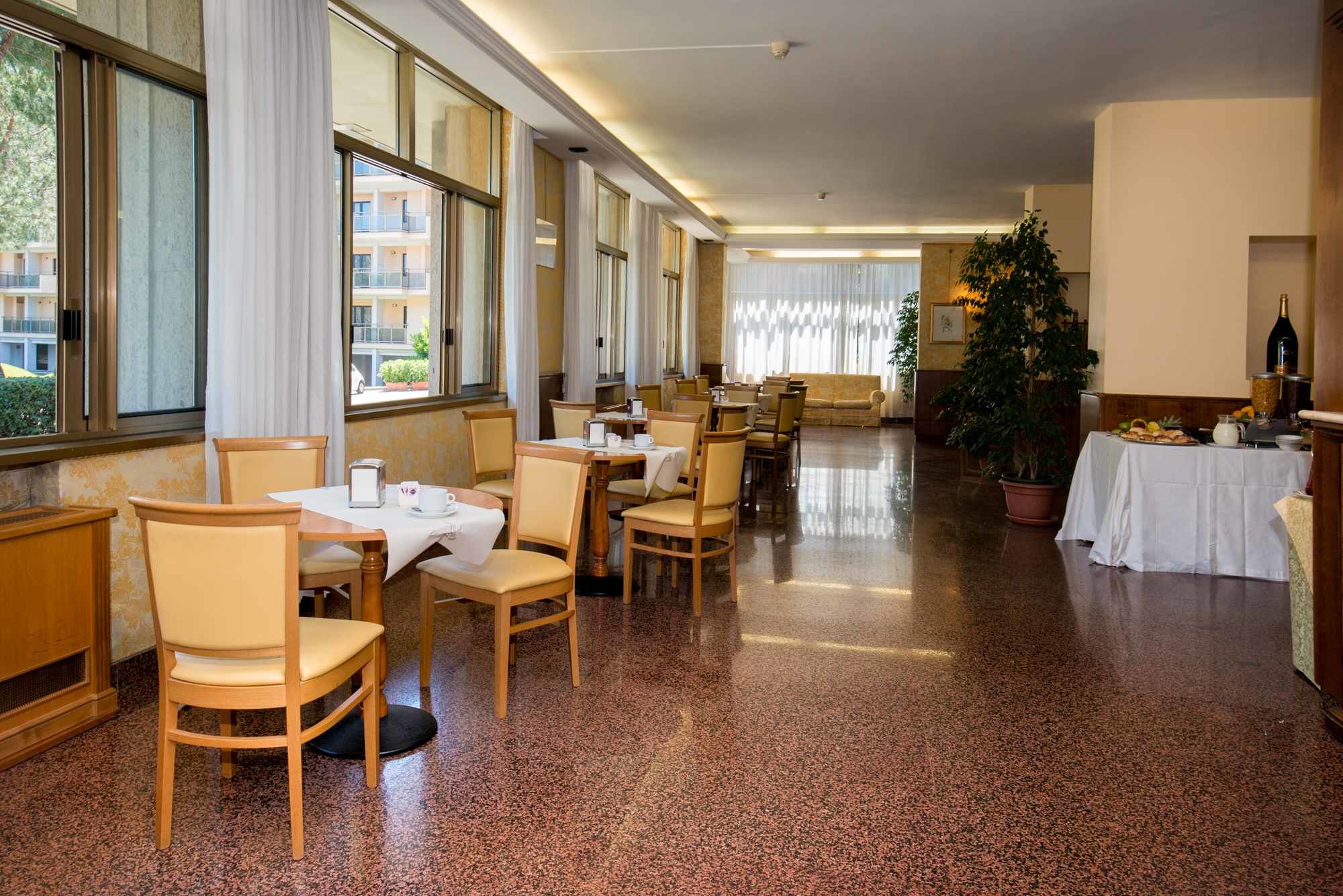 Park Hotel Blanc Et Noir Rome Bagian luar foto